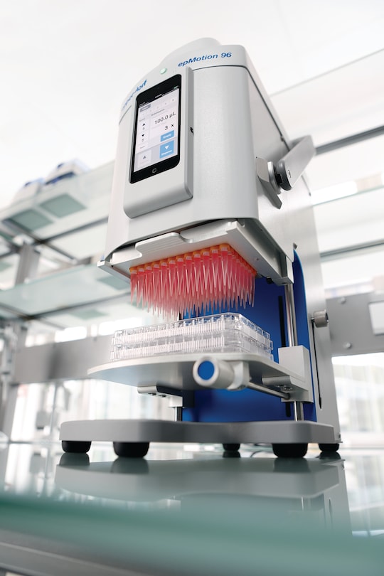 epMotion 96 with stack of cell plates pipetting media accurately