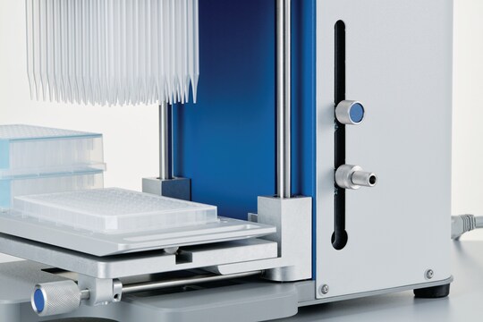 Possibility to pre-set labware heights in 2 positions for repetitive tasks or auto-pipetting mode