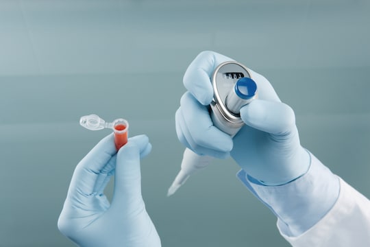 Eppendorf Reference_REG_ 2 mechanical pipette in use with a tube