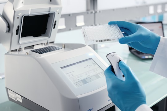 Eppendorf twin.tec with SafeCode barcode label to ensure safe sample identification for PCR