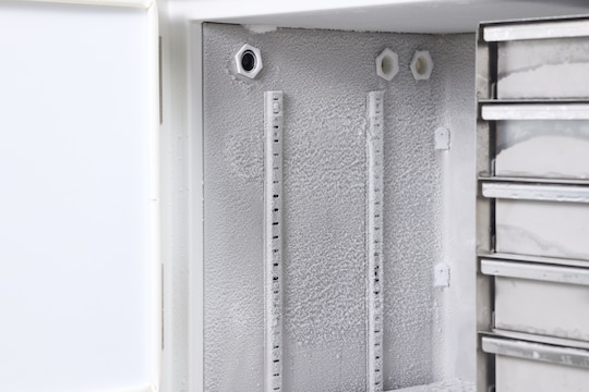Cold surface in Eppendorf CryoCube® F101h ULT freezer