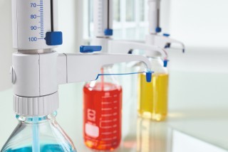 img_bottle_top_dispenser