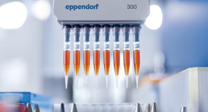 img_pipetting_ergonomics_1