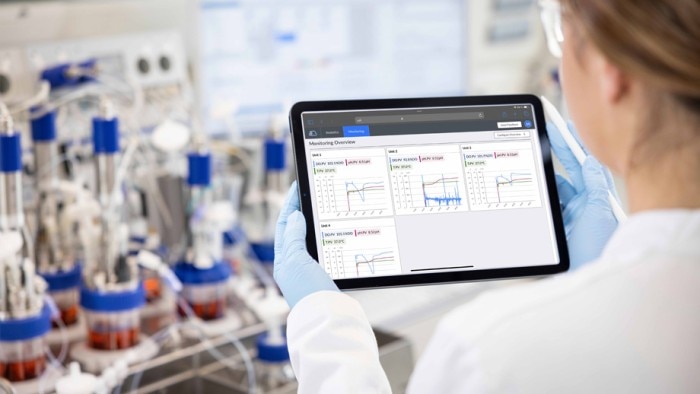 bionsight_cloud_tablet_with_bionsight_cloud_monitoring_screen_kl