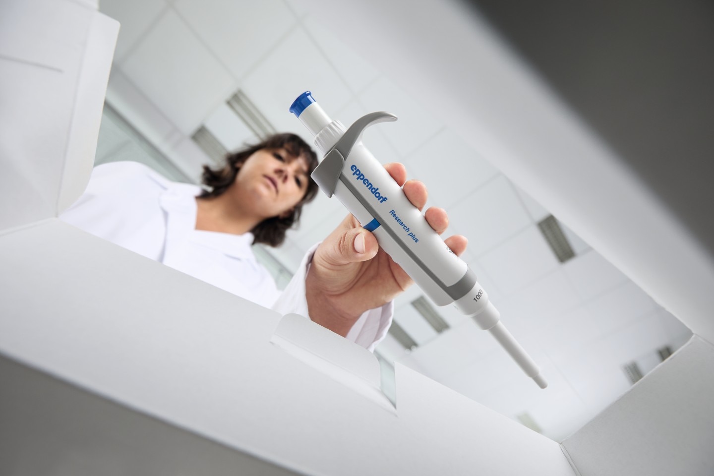 research_plus_shipping_box_1___cmyk_1