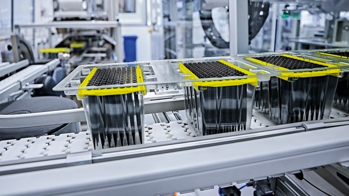High-quality OEM production process at Eppendorf Ensuring excellence and precision in manufacturing: A view of the high-quality OEM production process at Eppendorf.