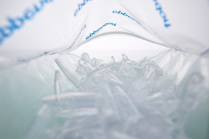 forensic_dna_grade_tubes_open_bag_pcr_tubes_in_plastic___cmyk