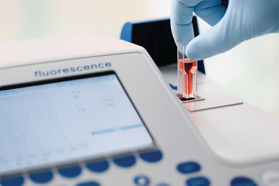 BioSpectrometer fluorescence with cuvette IEppendorf BioPhotometer fluorescence with sample cuvette