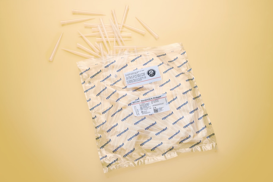 epTIPS BioBased Standard/Bulk 2,5mL open orange, yellow background