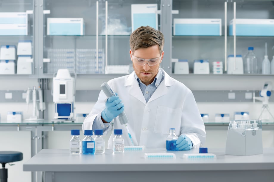 Using the Multipette® E3x pipette in the lab Using the Multipette® E3x in the lab