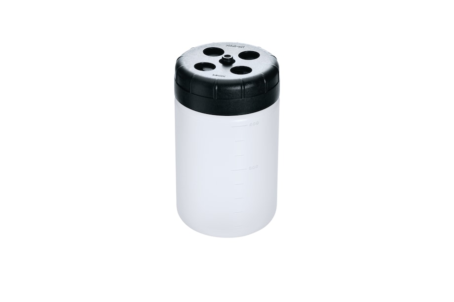 1000PP Bottle closed in front-view 1000PP Bottle closed in front-view