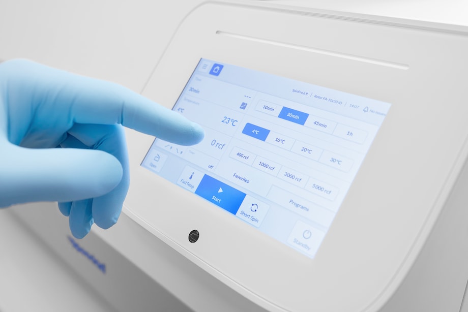 Eppendorf SpinPro 6 R centrifuge for broad range of sample separation