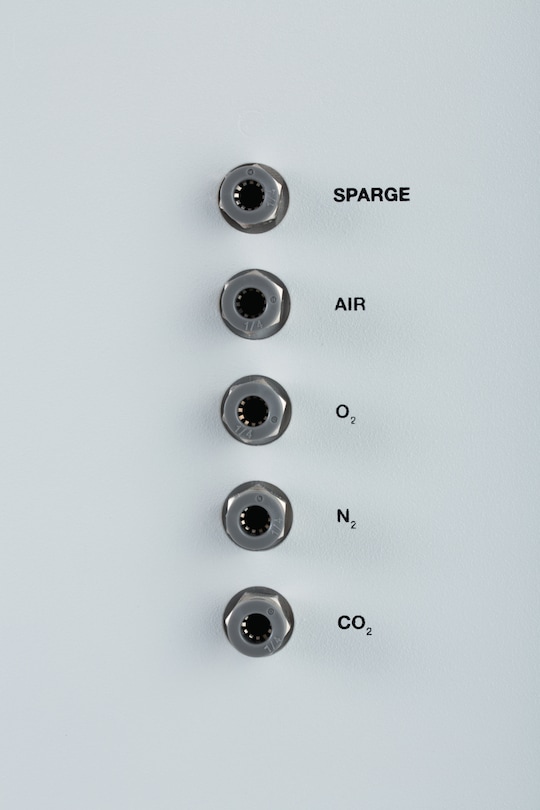 BioFlo 120 gas connections