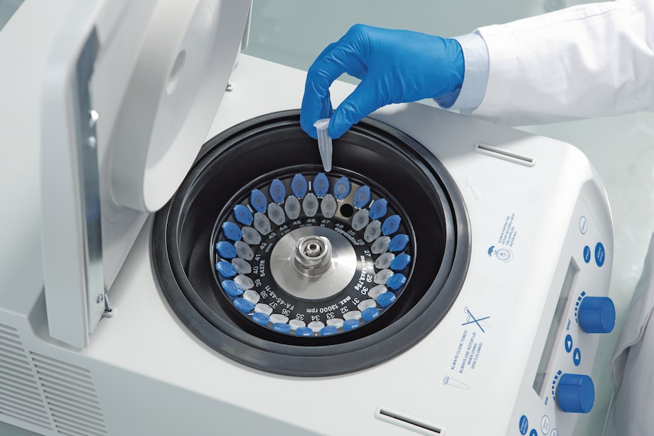 Top view of Eppendorf microcentrifuge Centrifuge 5427 R Top view of Eppendorf microcentrifuge Centrifuge 5427 R