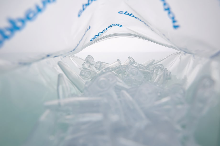 PCR tubes in plastic bag PCR tubes in a resealable plastic bag
