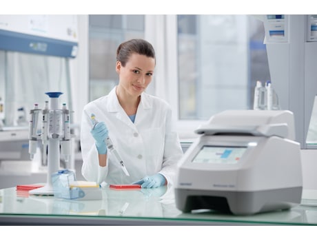 Scientist using Mastercycler<sup>&reg;</sup> X50 PCR thermocyclers in the lab.