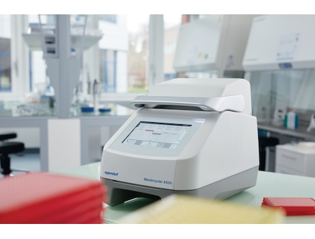 Mastercycler<sup>&reg;</sup>&nbsp;X50 PCR thermocycler in lab - Closed unit, front view showing small footprint