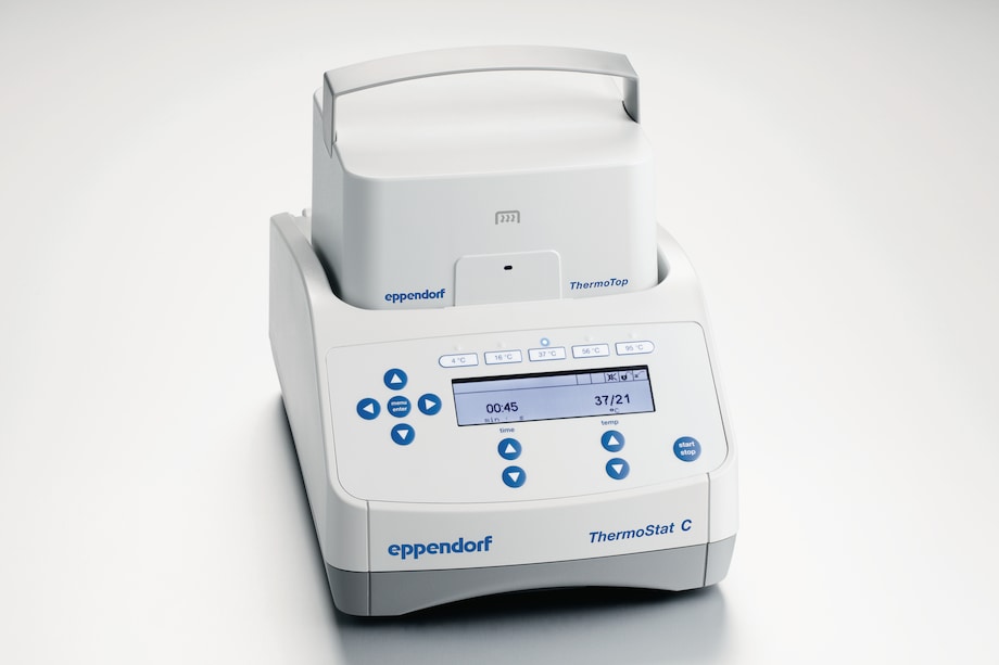 ThermoStat C equipped with ThermoTop Eppendorf ThermoStat C equipped with ThermoTop for prevention of condensation