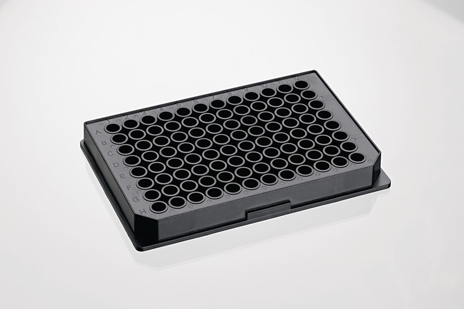 Black 96 well assay reader plate Black 96 well assay reader plate