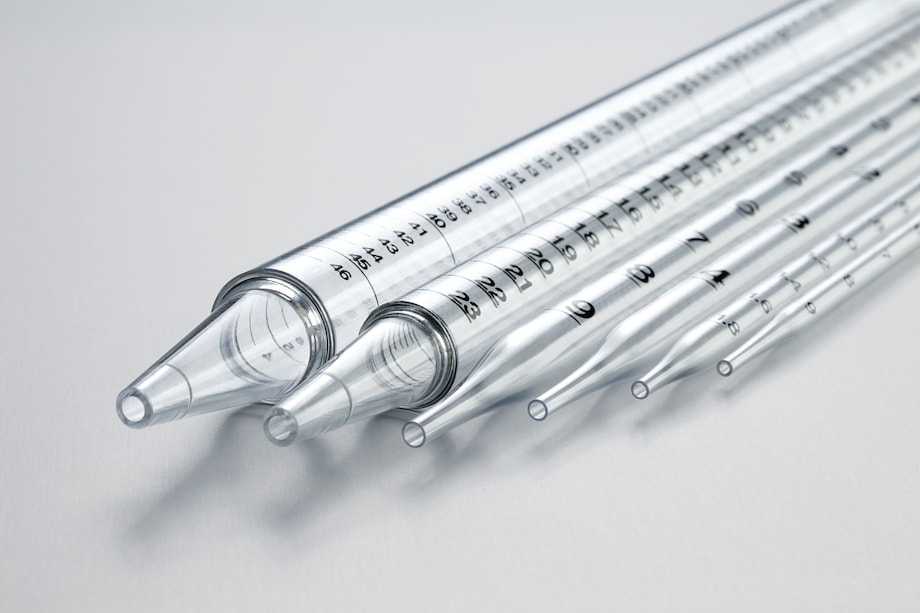 Different sizes of serological pipettes Different sizes of serological pipettes