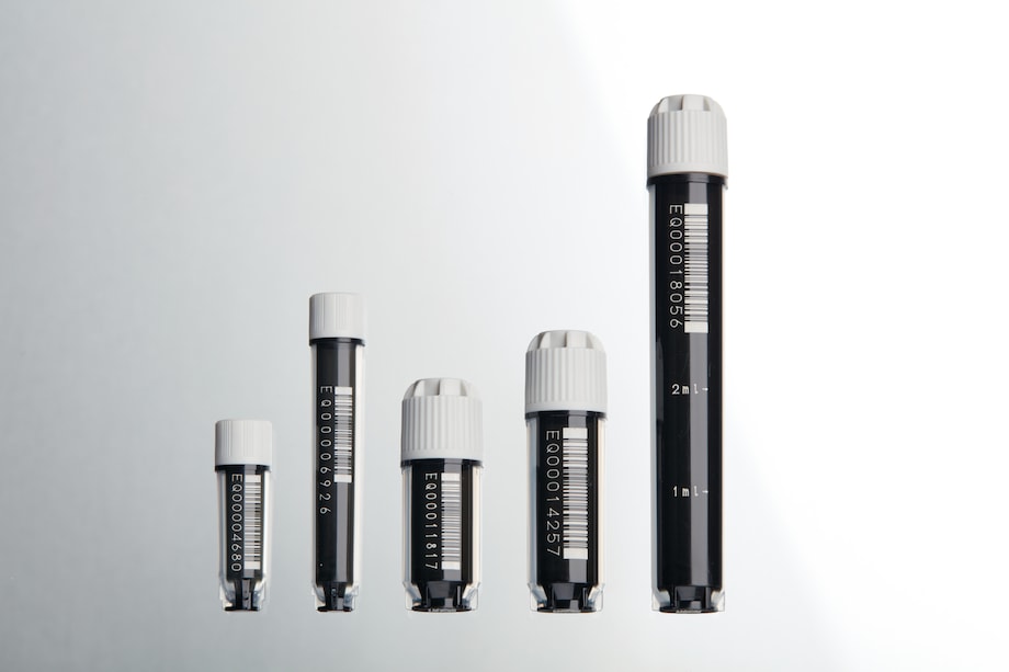 Eppendorf CryoStorage Vial with SafeCode: Different volumes Eppendorf CryoStorage Vials in different volume classes for safe storage in ULT freezers at -80°C