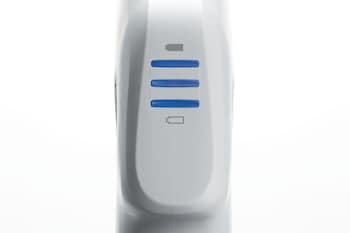 The Easypet_REG_ 3 from Eppendorf features an intuitive battery status display